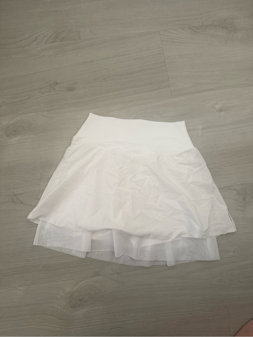 Vuori White Hot Mesh Tennis Skirt Skort Built-In Shorts XS